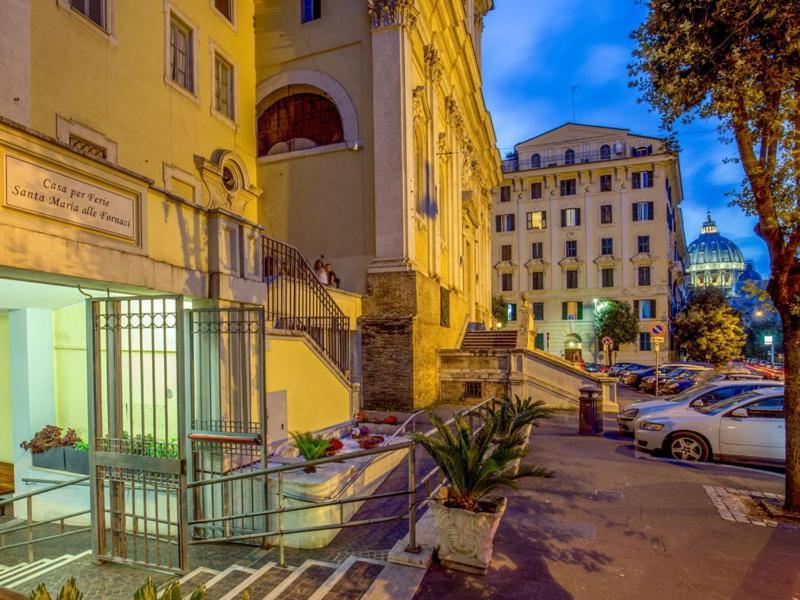 Casa Per Ferie Santa Maria Alle Fornaci Рим Экстерьер фото