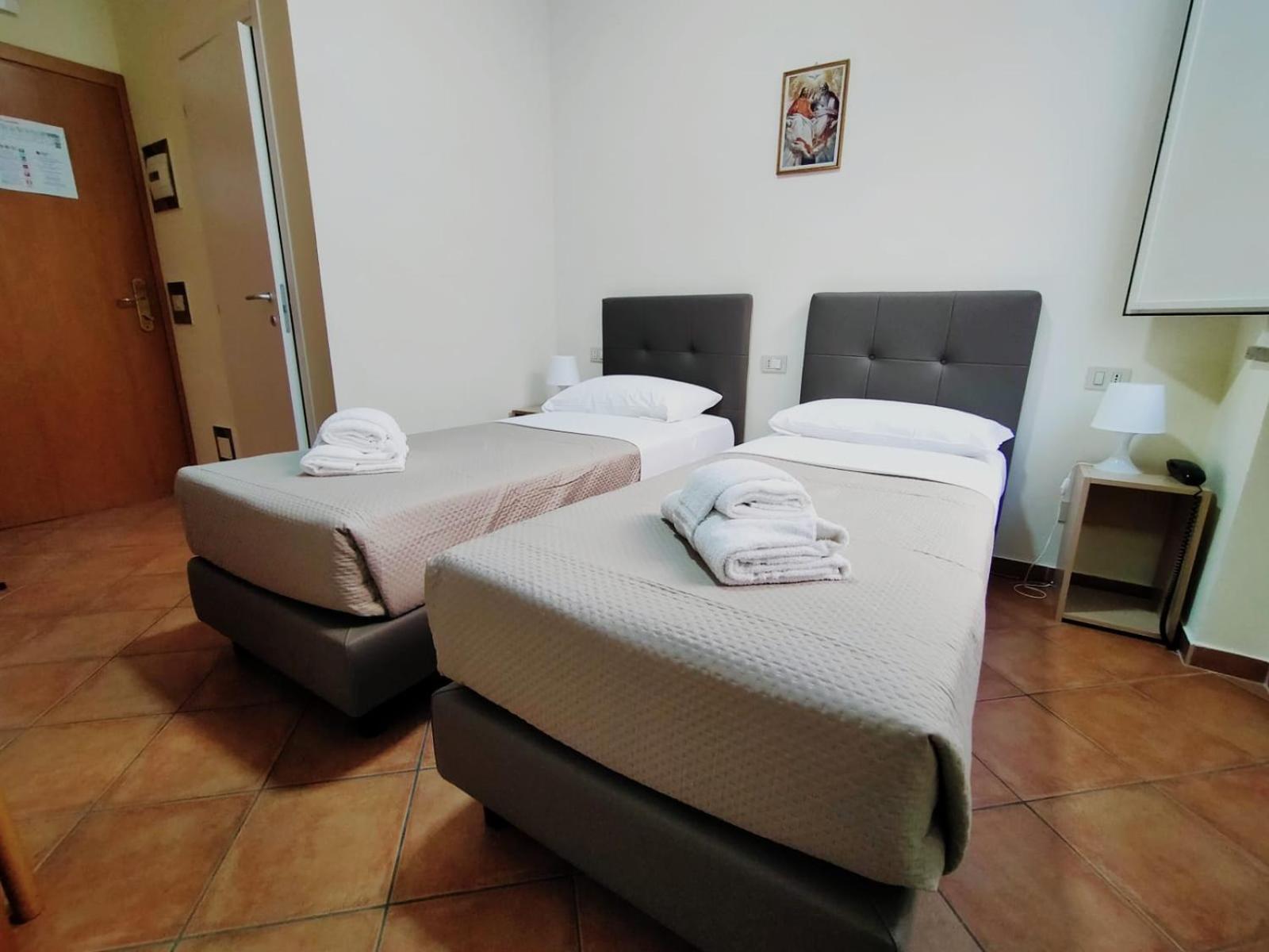 Casa Per Ferie Santa Maria Alle Fornaci Рим Экстерьер фото